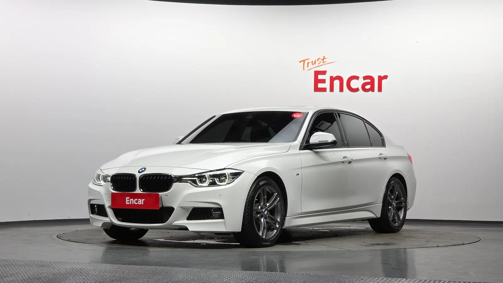 BMW Série 3 (F30) 320d M Sport 2016 — photo 1 sur 26