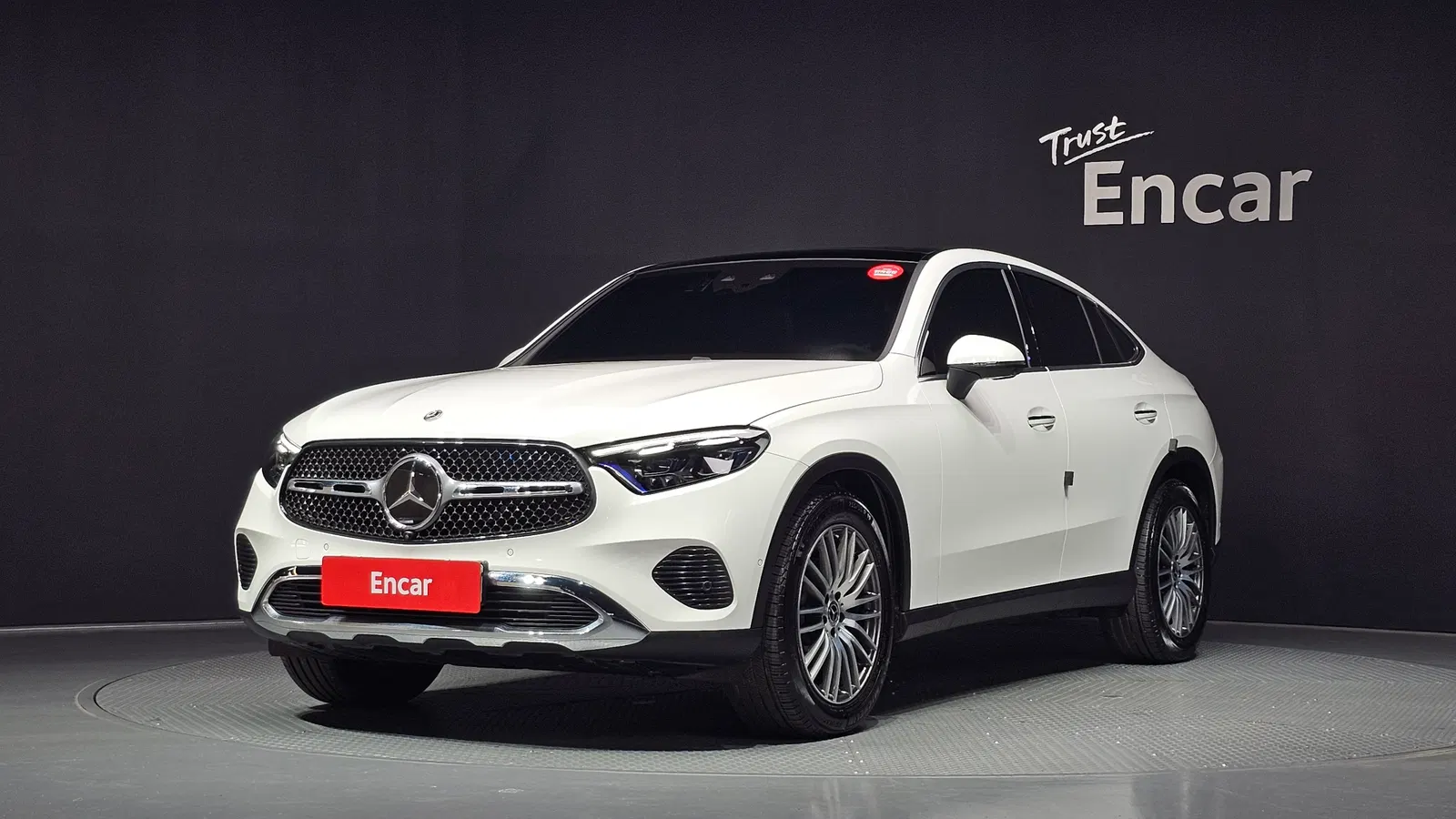 Mercedes-Benz GLC GLC300 4MATIC Avantgarde Coupé (X254) 2026 — photo 1 sur 32