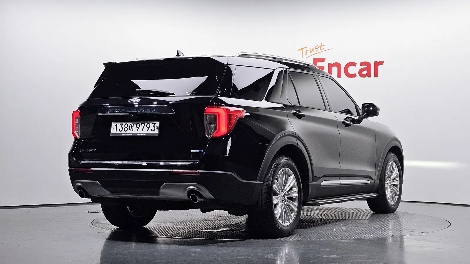 Ford Explorer 6e génération 2.3 Limited 4WD 2020 — photo 1 sur 30