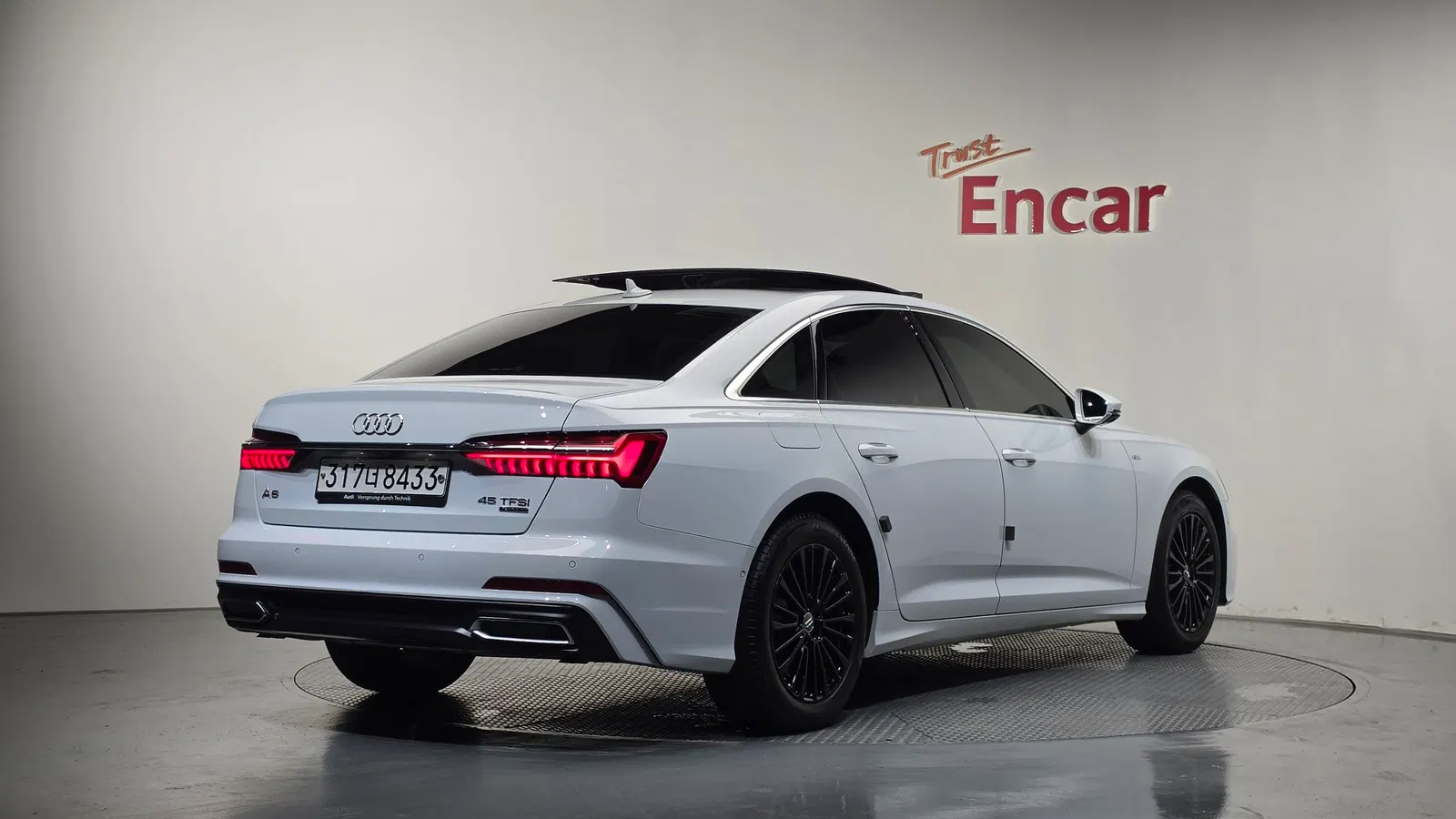 Audi A6 (C8) 45 TFSI Quattro Premium 2020 — photo 1 sur 33