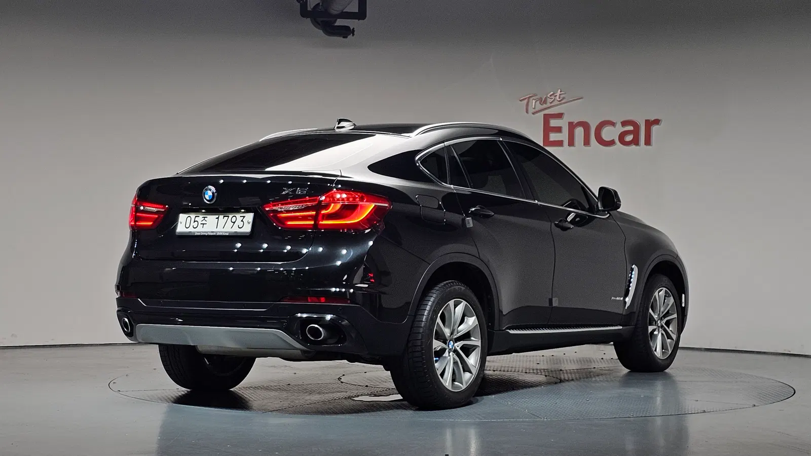 BMW X6 (F16) xDrive 30d 2016 — photo 1 sur 37