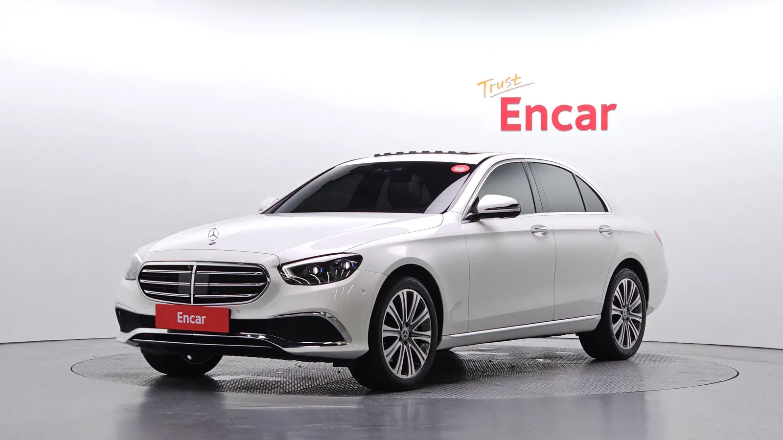 Mercedes-Benz Classe E E350 4MATIC Exclusive (W213) 2023 — photo 1 sur 20