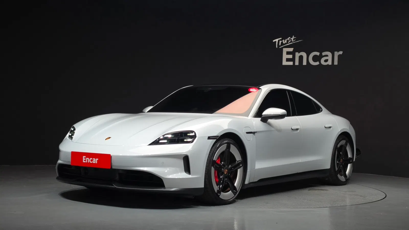 Porsche Taycan 4S 2025 — photo 1 sur 20