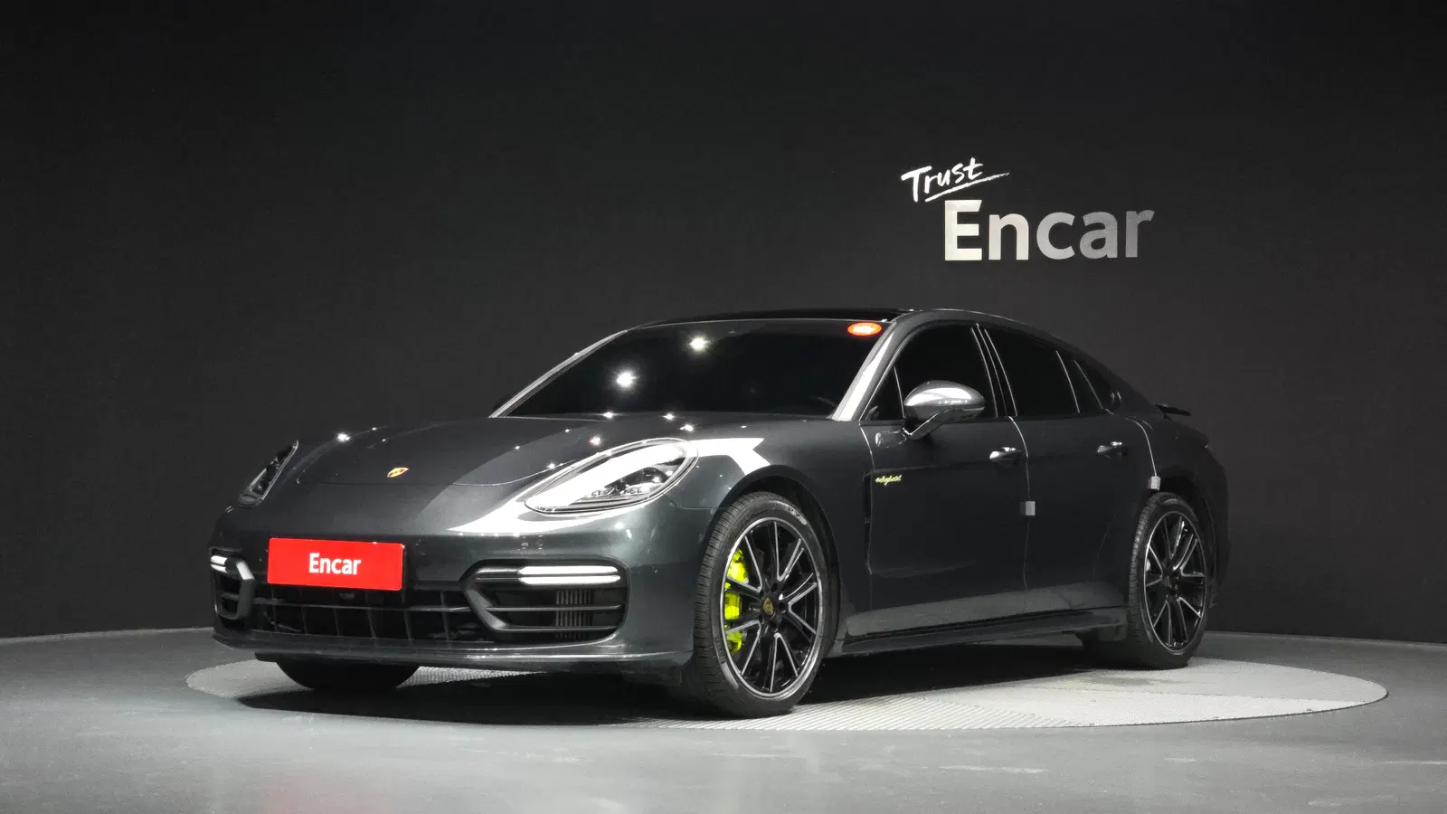 Porsche Panamera (971) 2.9 AWD E-Hybride 2018 — photo 1 sur 20