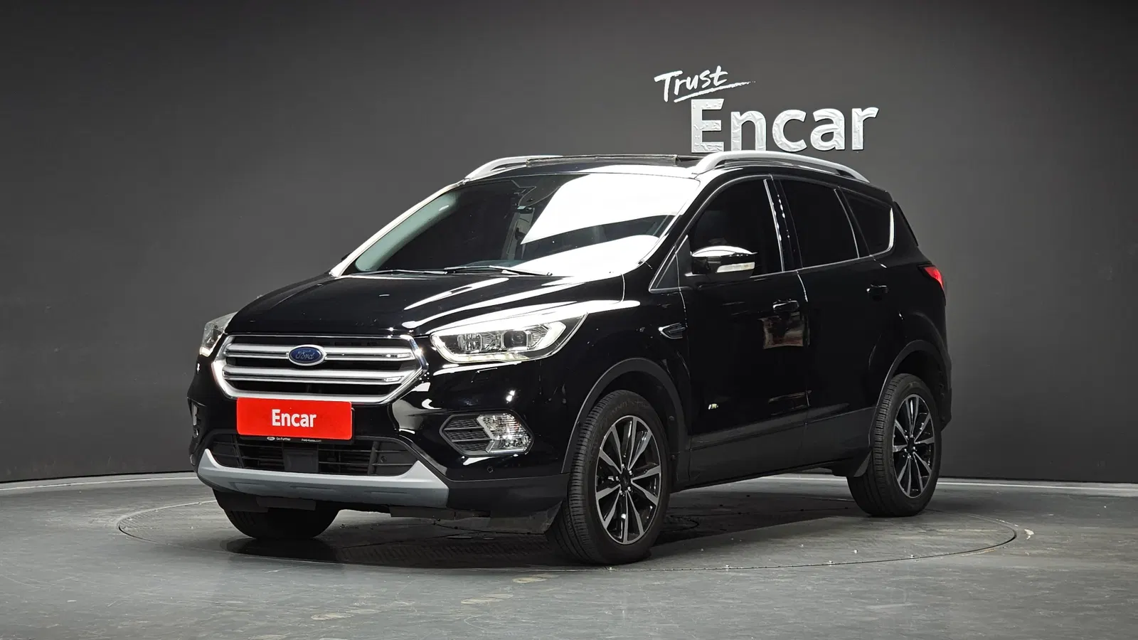 Ford Kuga 2e génération 2.0 Diesel Titanium 2017 — photo 1 sur 20