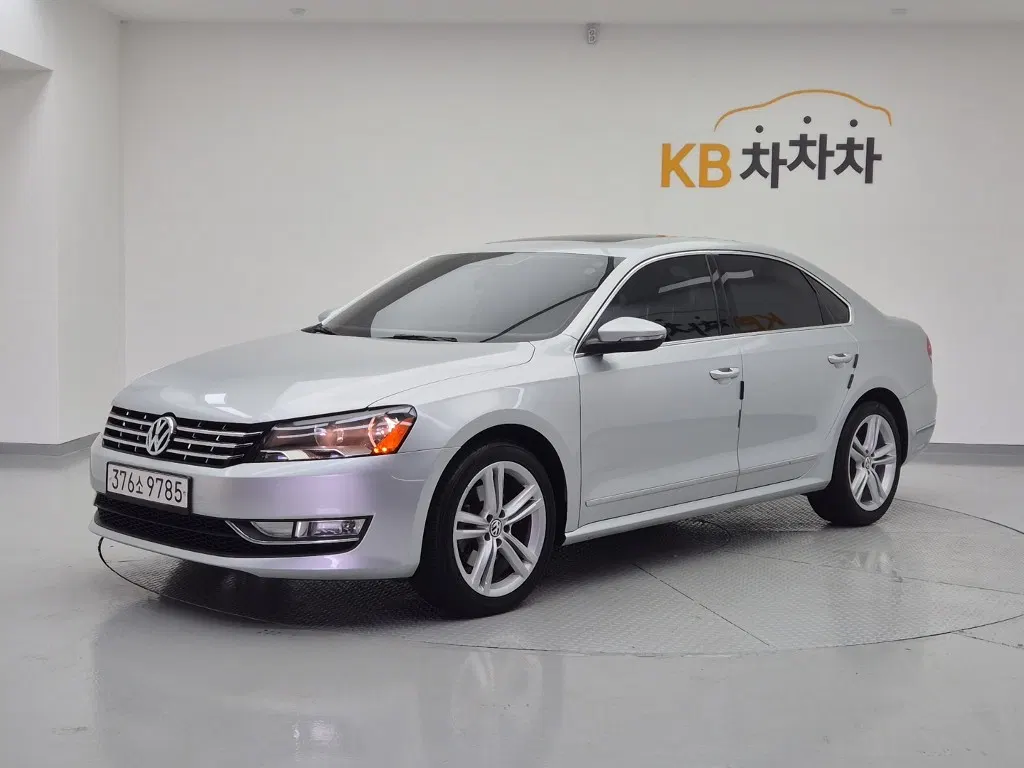 Volkswagen Passat 2.0 TDI 2015 — photo 1 sur 25