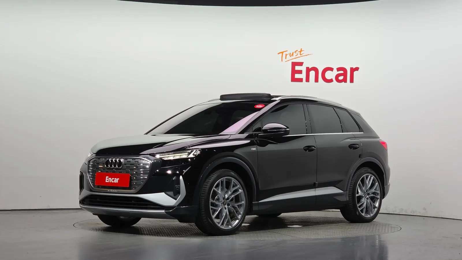 Audi Q4 e-tron (F4) 45 Premium 2026 — photo 1 sur 34