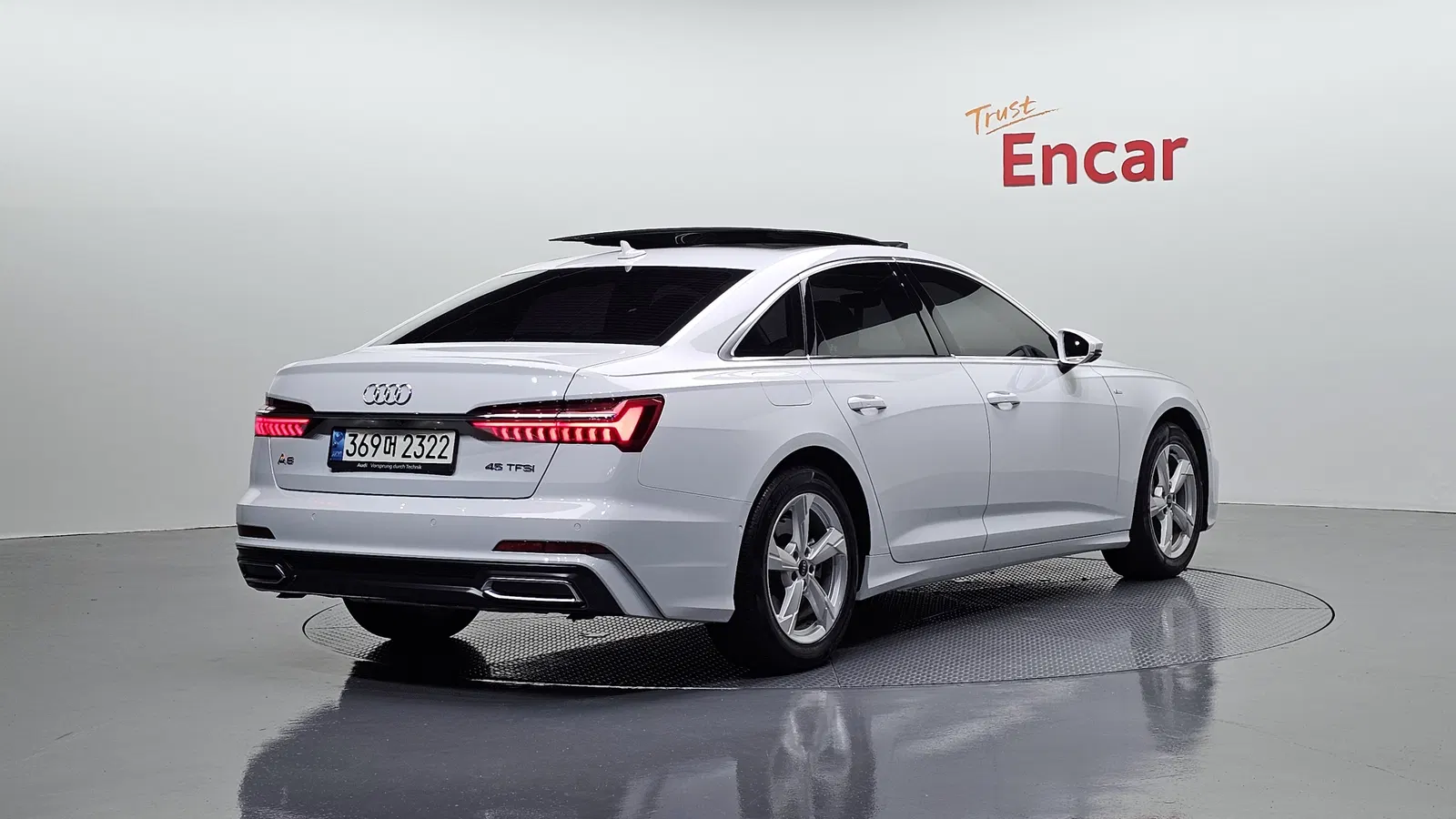 Audi A6 (C8) 45 TFSI 2021 — photo 1 sur 34