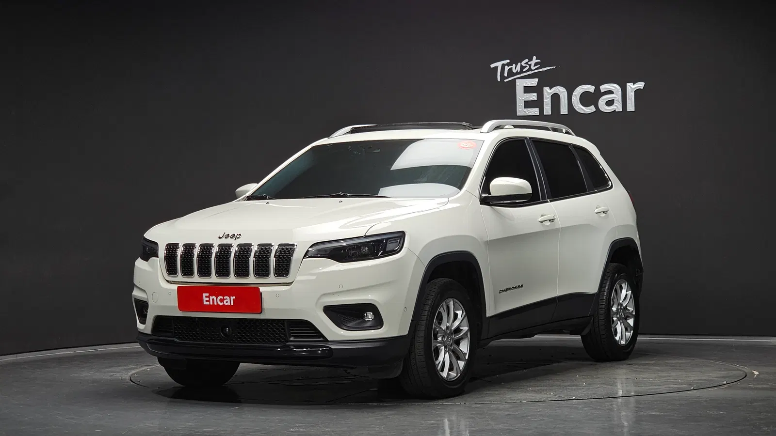 Jeep Cherokee(KL) 2.4 Longitude High AWD 2019 — photo 1 sur 30