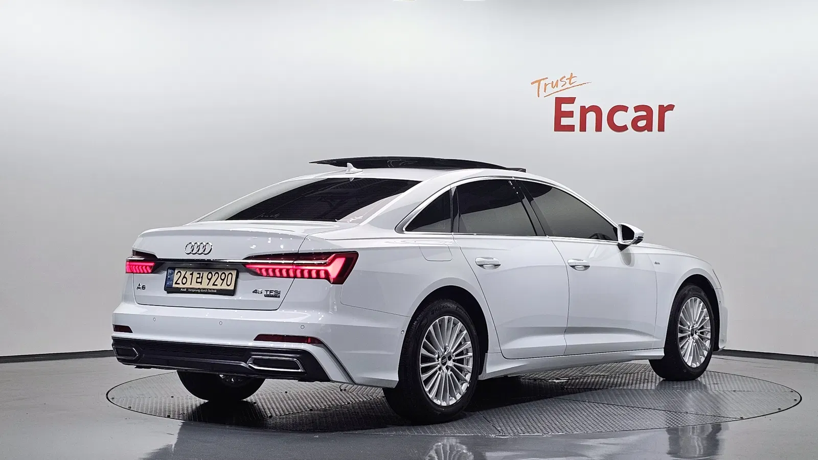 Audi A6 (C8) 45 TFSI Premium 2021 — photo 1 sur 36