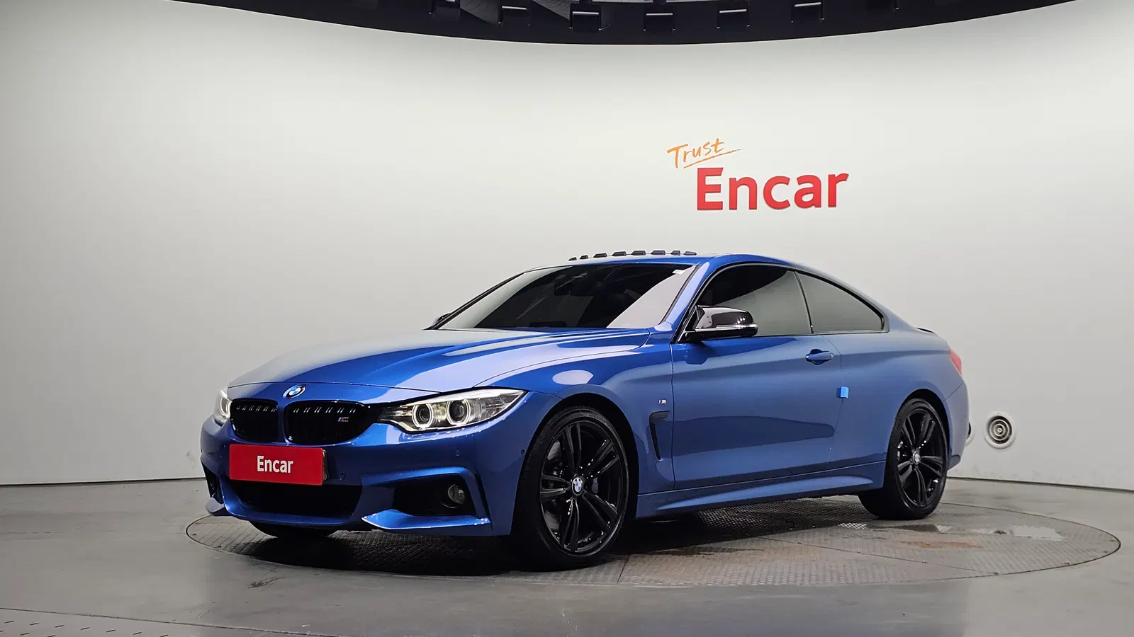BMW Série 4 (F32) 428i M Sport Coupé 2015 — photo 1 sur 20