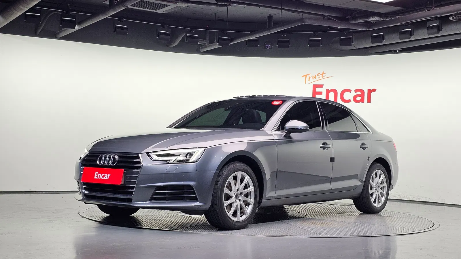 Audi A4 (B9) 30 TDI 2018 — photo 1 sur 20
