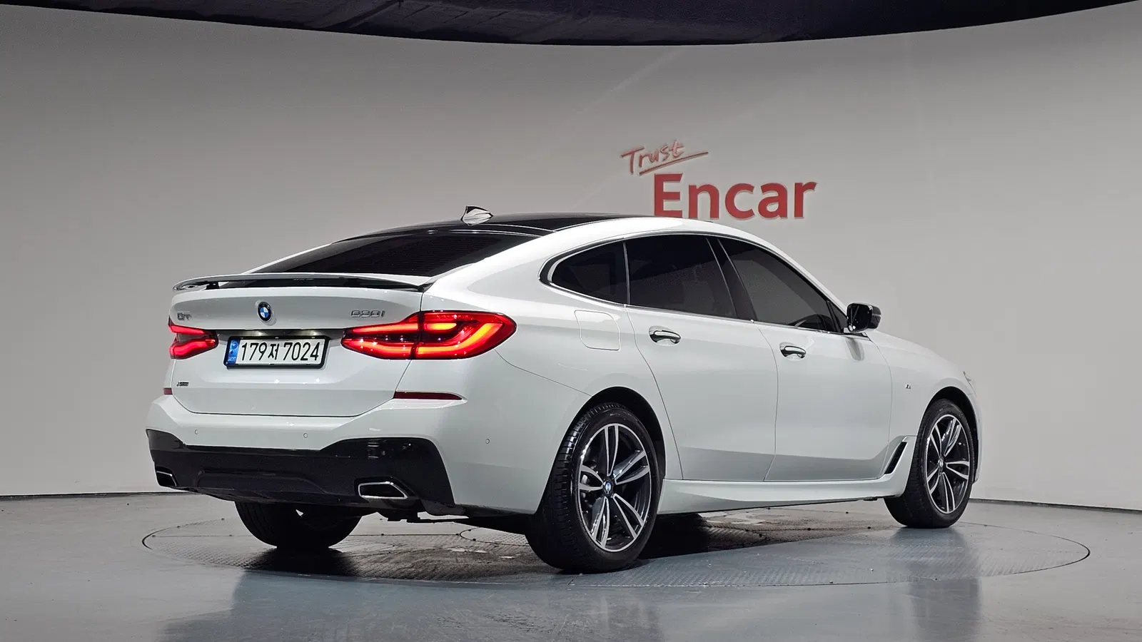 BMW Série 6 GT (G32) 630i xDrive M Sport 2021 — photo 1 sur 33