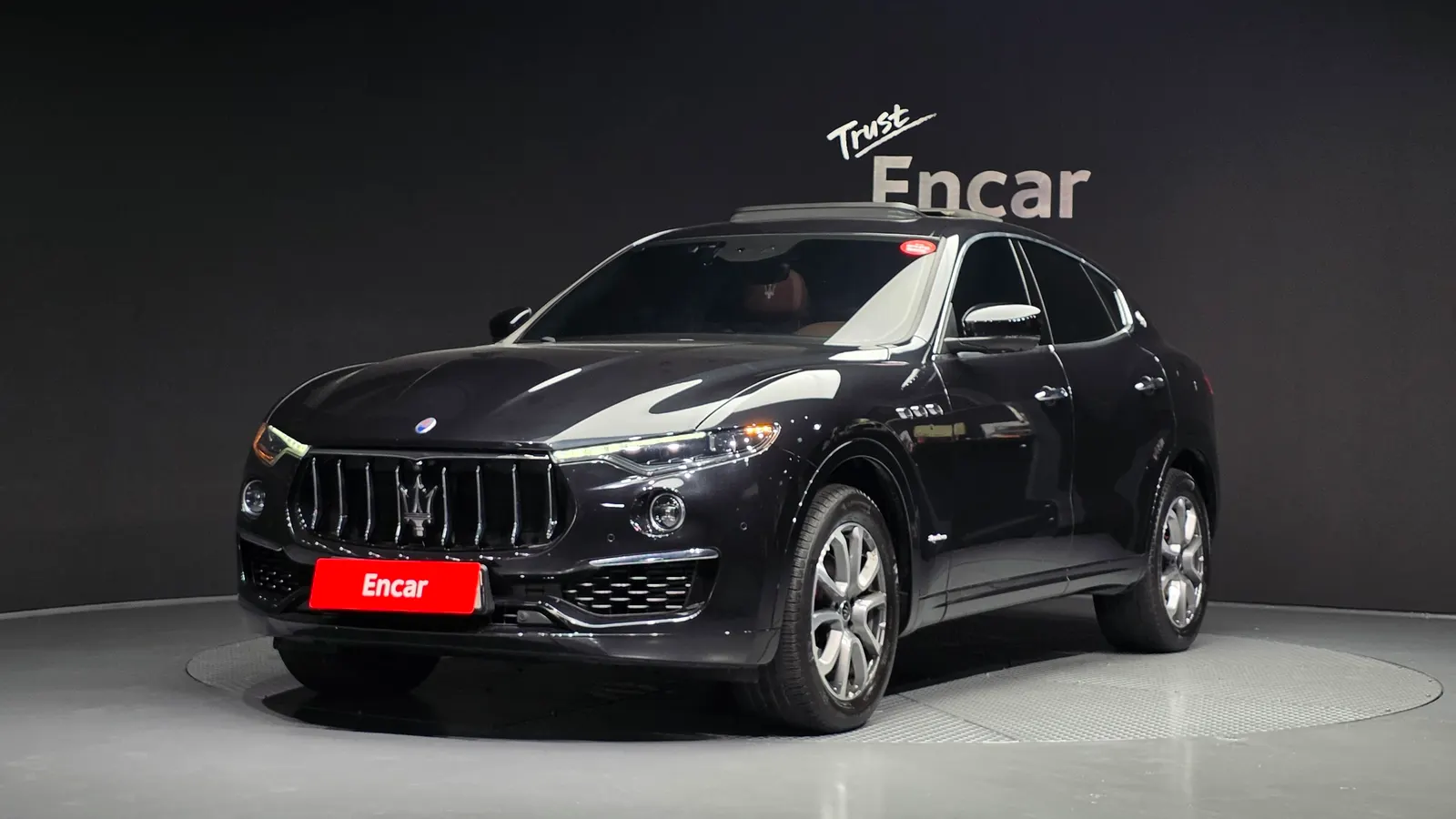 Maserati Levante 3.0 Diesel AWD GranLusso 2020 — photo 1 sur 39
