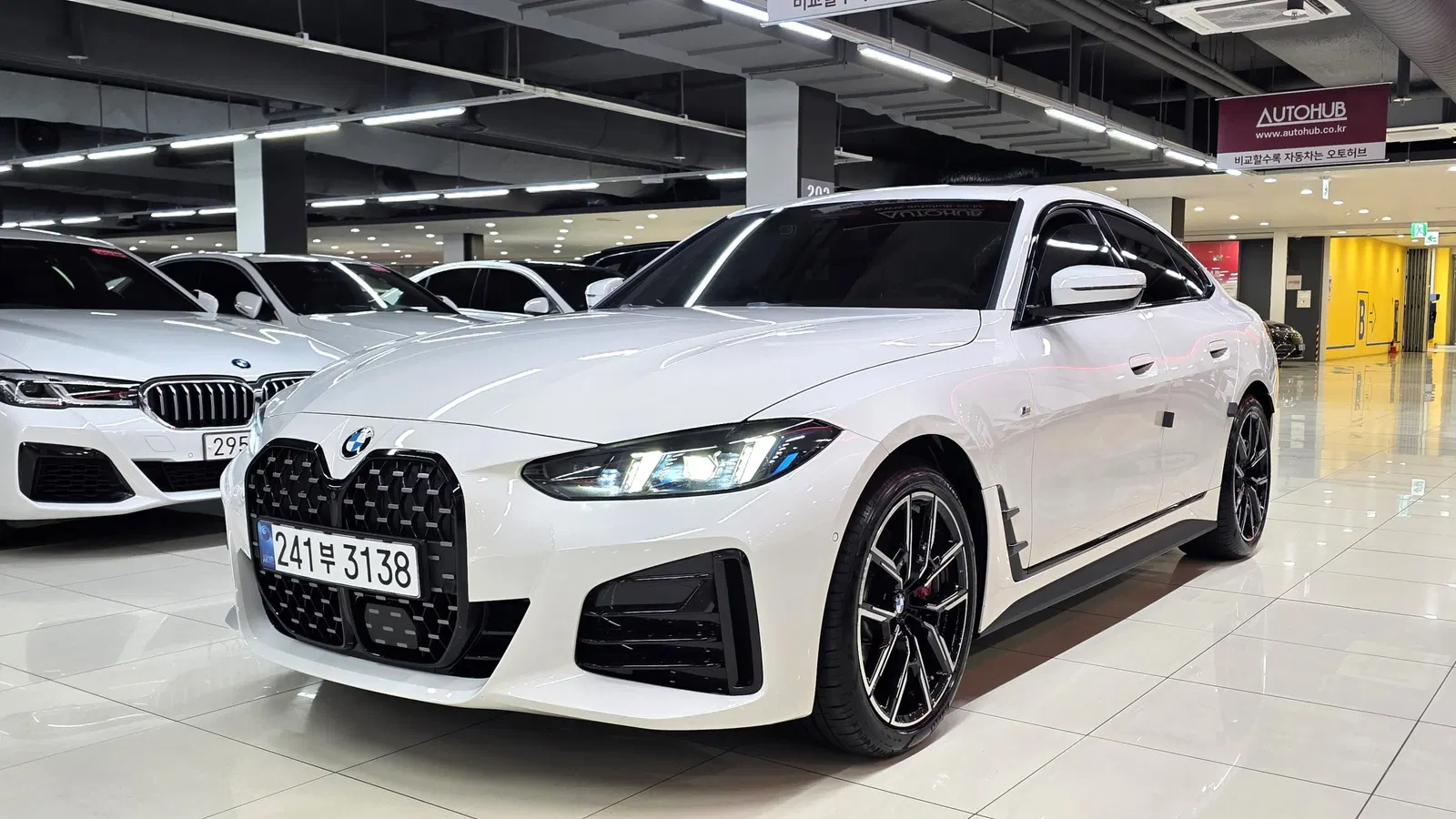 BMW Série 4 (G22) 420i M Sport Pro GranCoupé 2026 — photo 1 sur 26