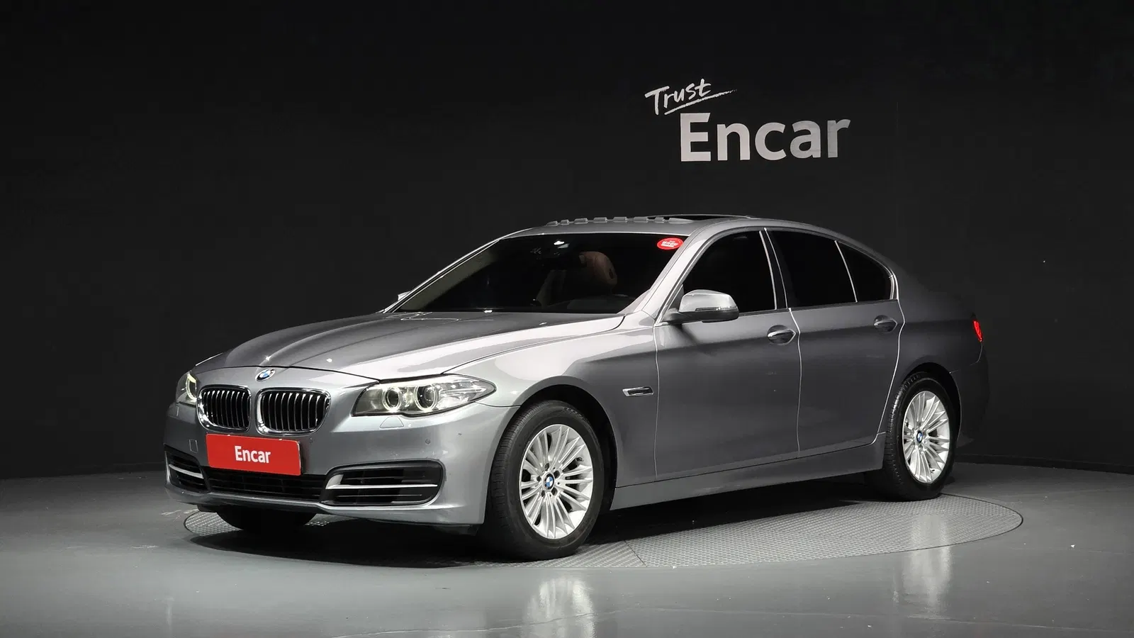 BMW Série 5 (F10) 520d xDrive 2015 — photo 1 sur 26
