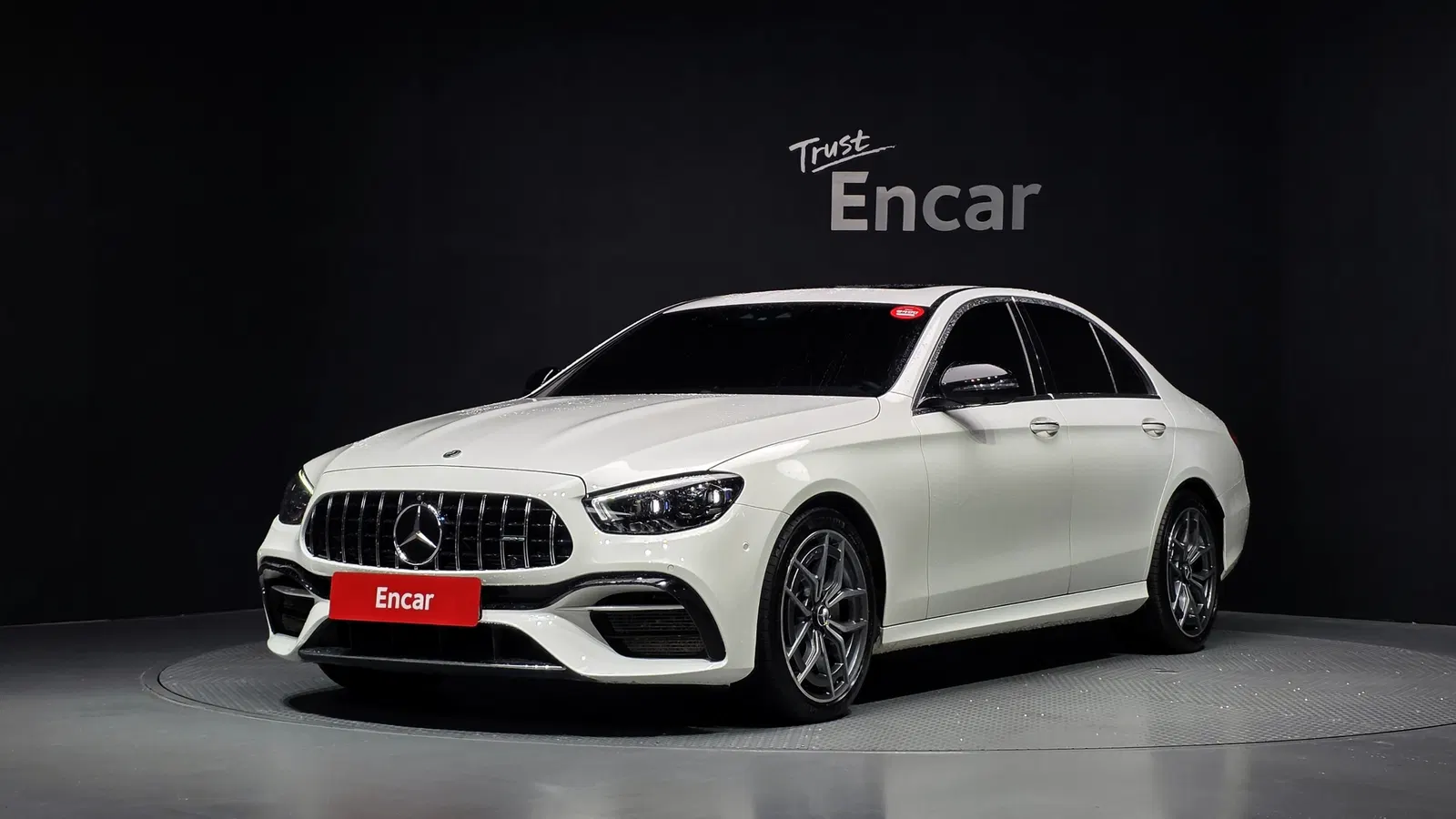 Mercedes-Benz Classe E AMG Line · E220d 4MATIC (W213) 2022 — photo 1 sur 38