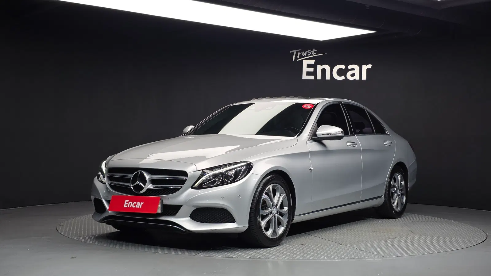 Mercedes-Benz Classe C C220 d Avantgarde (W205) 2016 — photo 1 sur 20