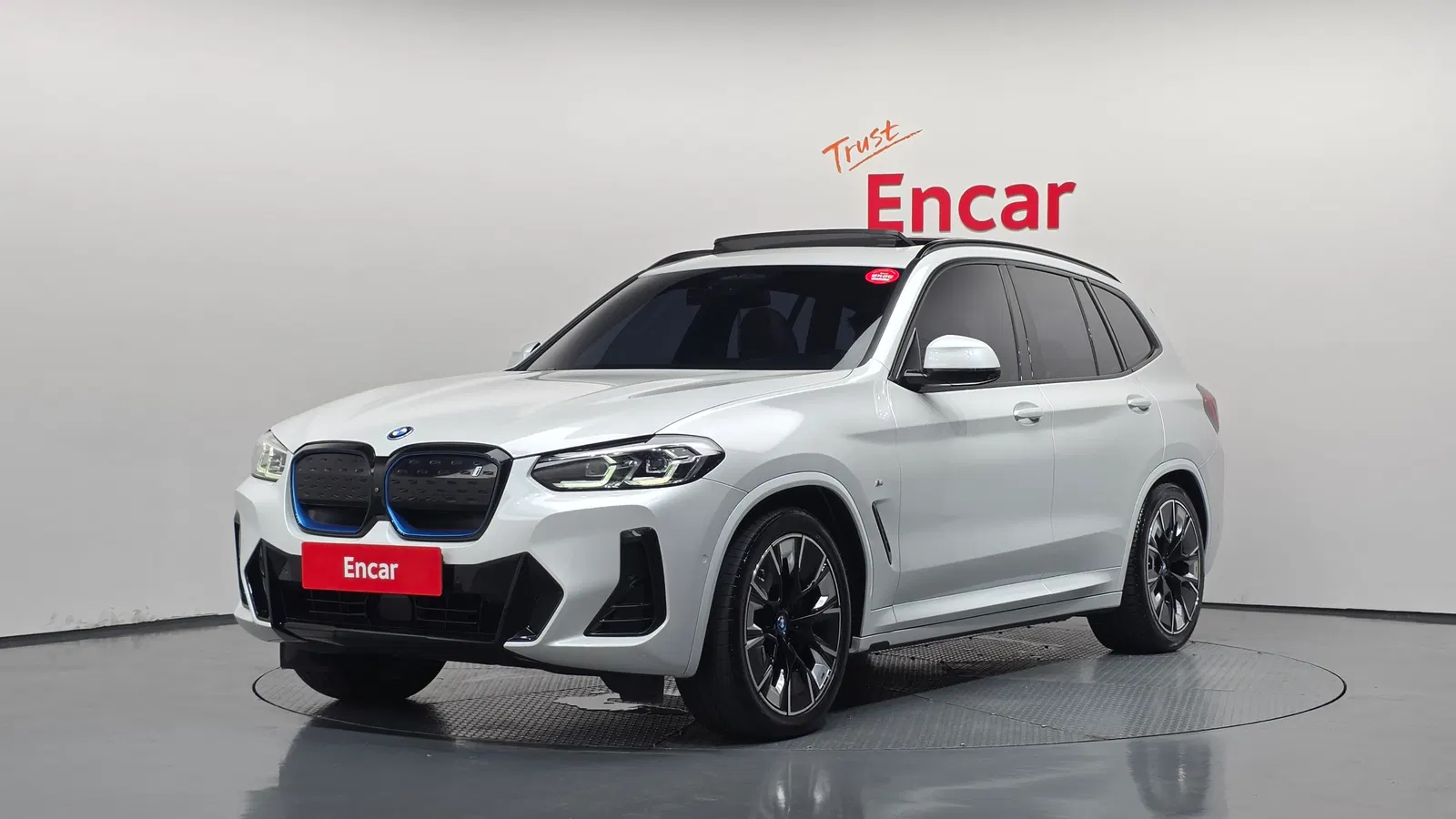 BMW iX3 M Sport 2022 — photo 1 sur 33