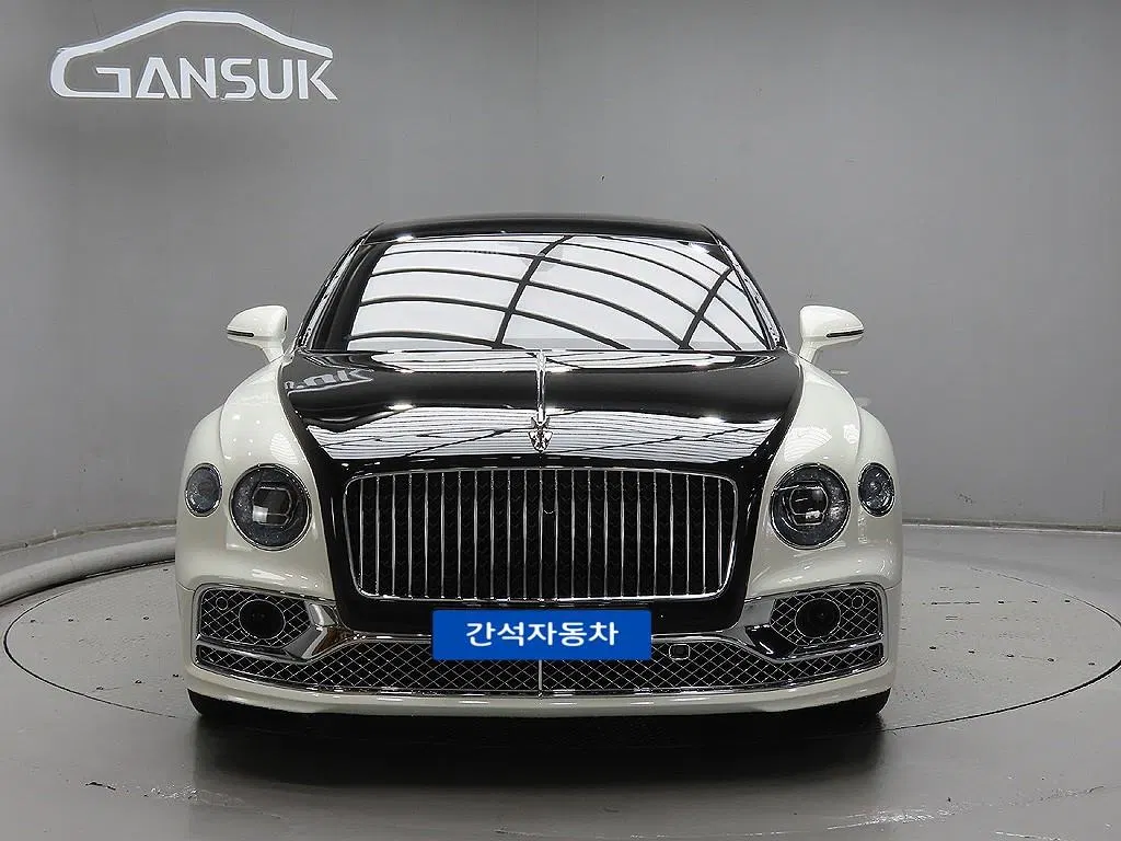 Bentley Flying Spur 3e génération 4.0 2022 — photo 1 sur 26