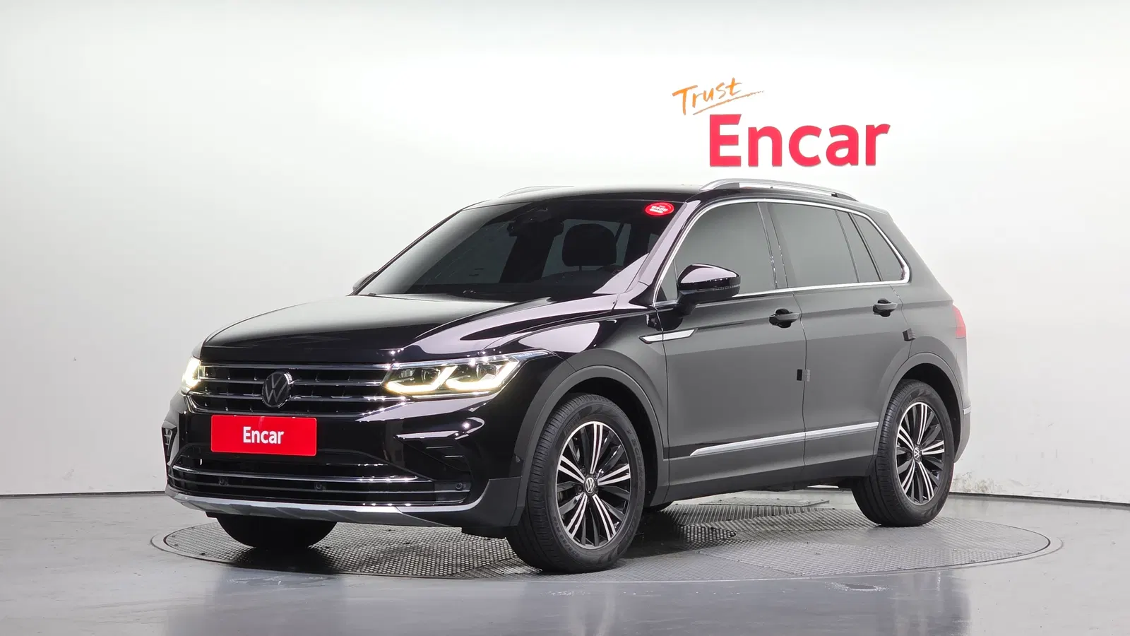 Volkswagen Tiguan 2e génération 2.0 TDI Premium 2022 — photo 1 sur 20