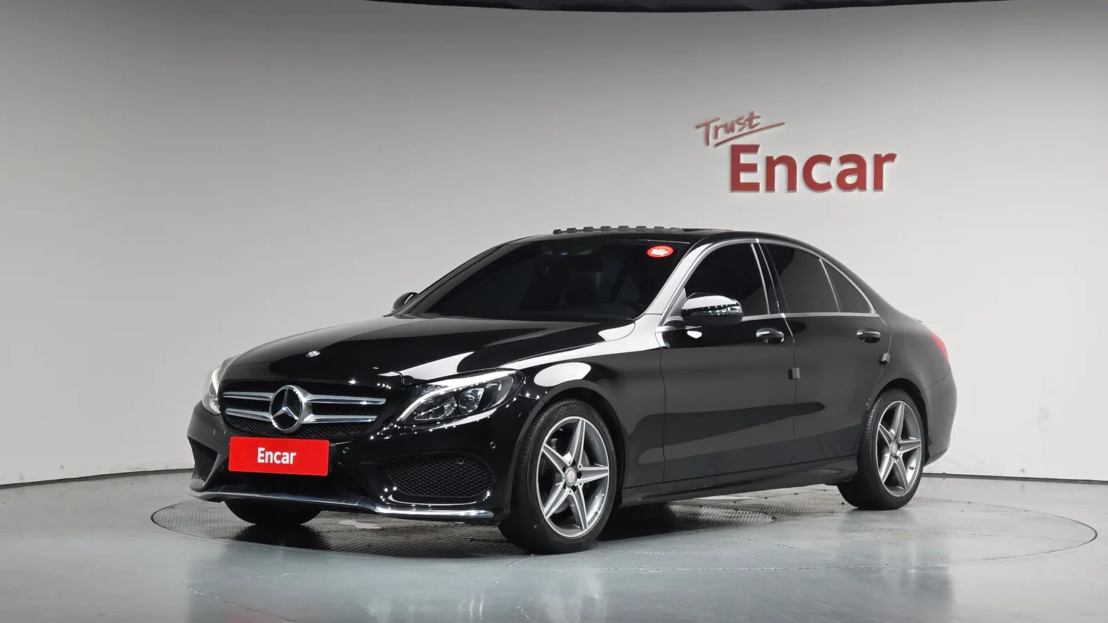 Mercedes-Benz Classe C AMG Line · C200 (W205) 2017 — photo 1 sur 20