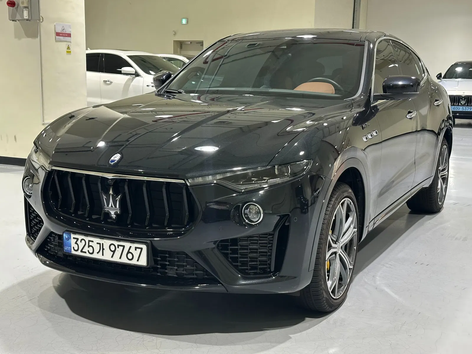 Maserati Levante 3.0 S AWD Modena 2023 — photo 1 sur 25