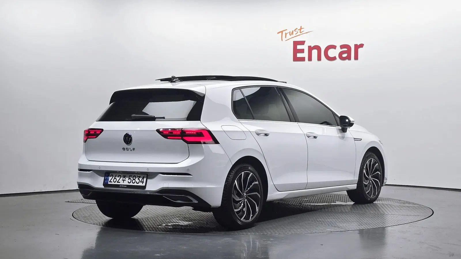 Volkswagen Golf 8e génération 2.0 TDI Prestige 2024 — photo 1 sur 31