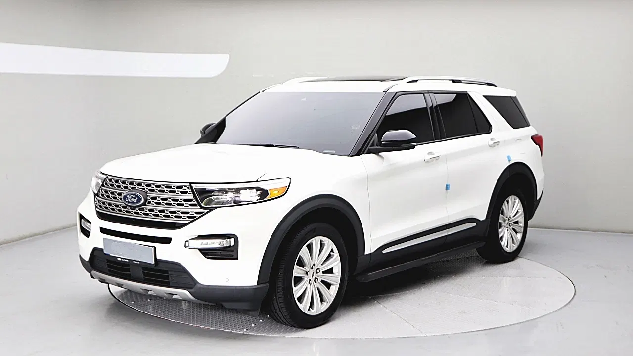 Ford Explorer 6e génération 2.3 Limited 4WD 2022 — photo 1 sur 26