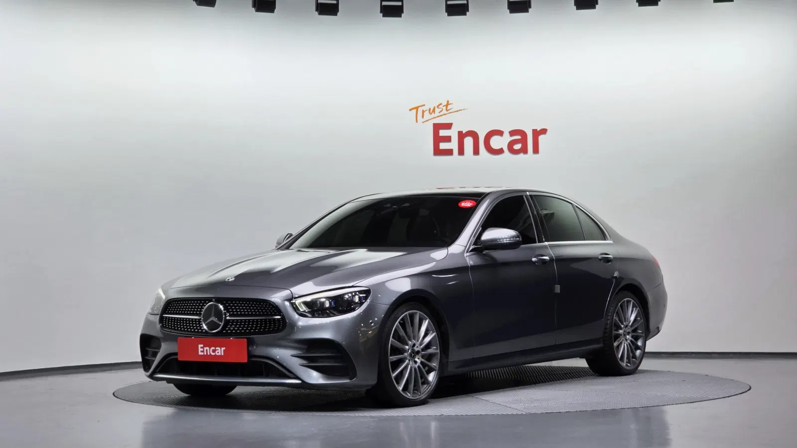 Mercedes-Benz Classe E AMG Line · E350 4MATIC (W213) 2022 — photo 1 sur 26