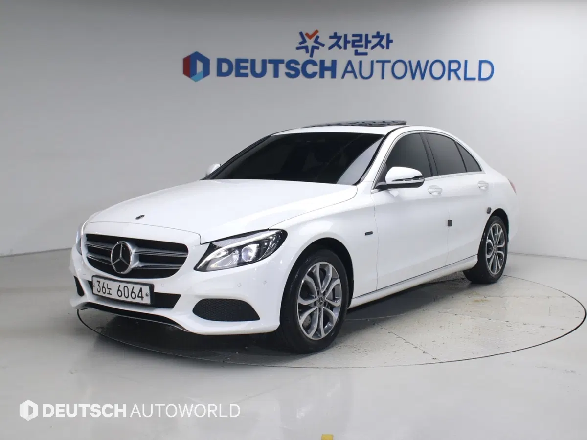 Mercedes-Benz Classe C C350e (W205) 2018 — photo 1 sur 26