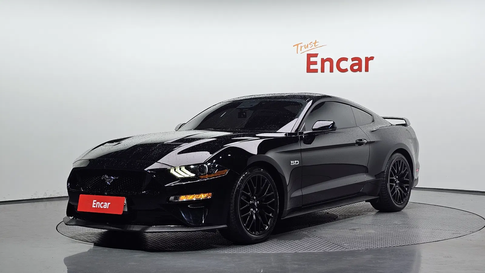 Ford Mustang GT Coupé 2019 — photo 1 sur 20