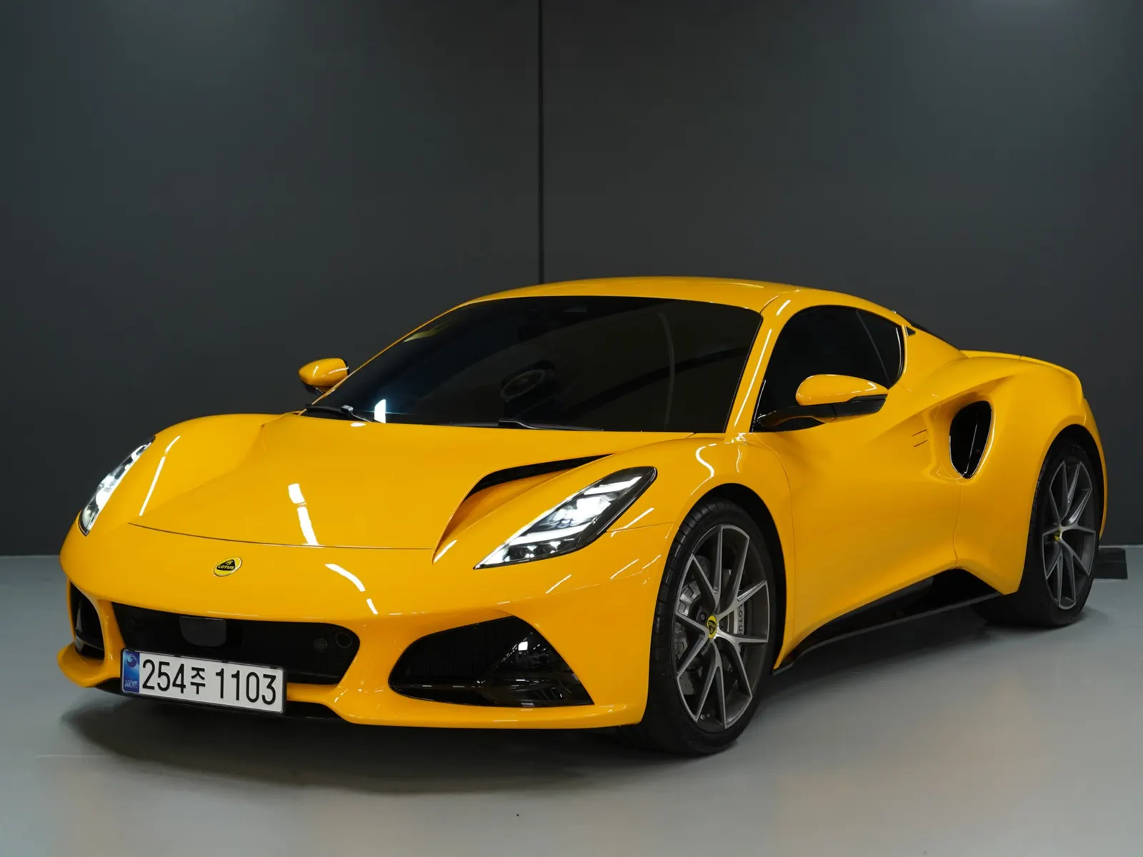 Lotus Emira 3.5 2024 — photo 1 sur 26