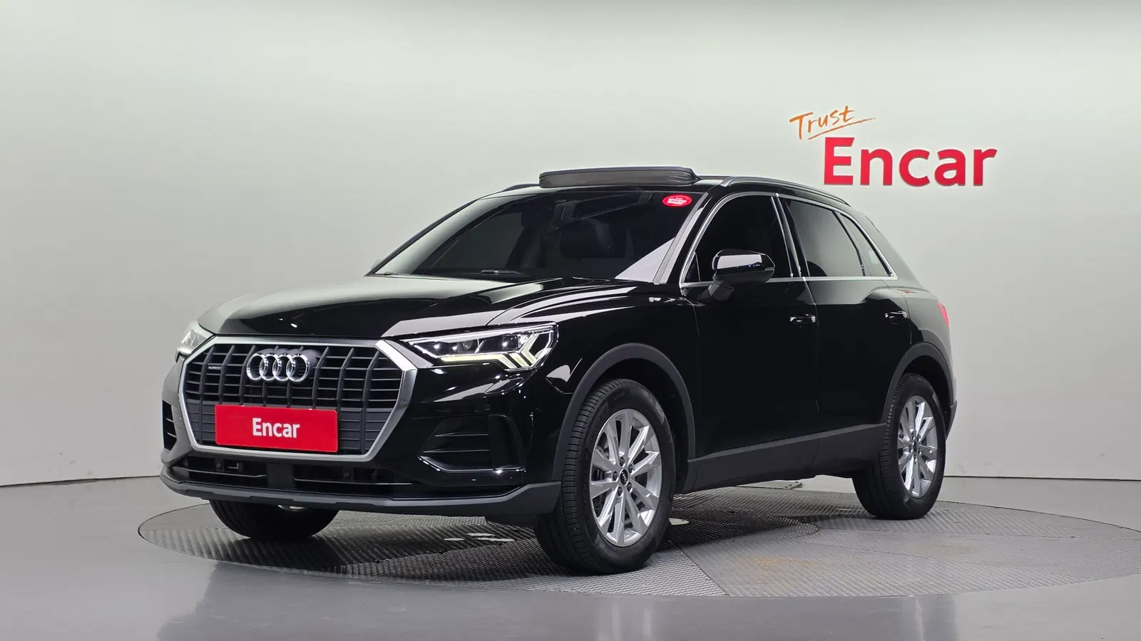 Audi Q3 (F3) 40 TFSI Quattro 2023 — photo 1 sur 31