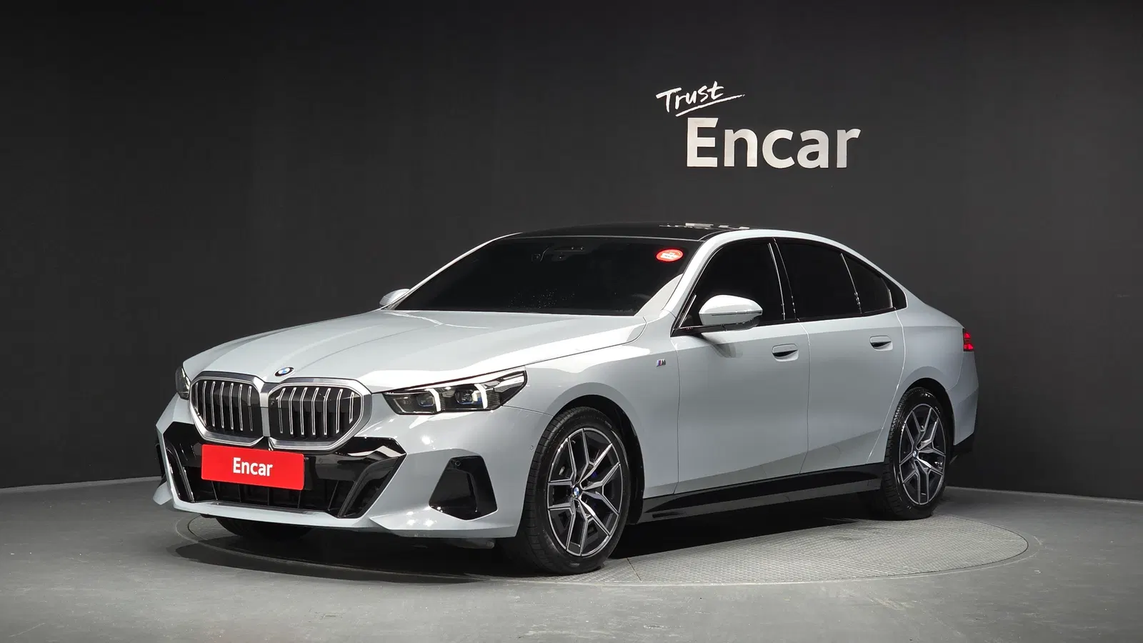 BMW Série 5 (G60) 520i M Sport 2025 — photo 1 sur 35