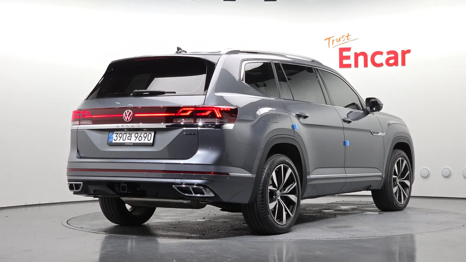 Volkswagen Atlas 2.0 TSI R-LINE 7 places 2025 — photo 1 sur 35