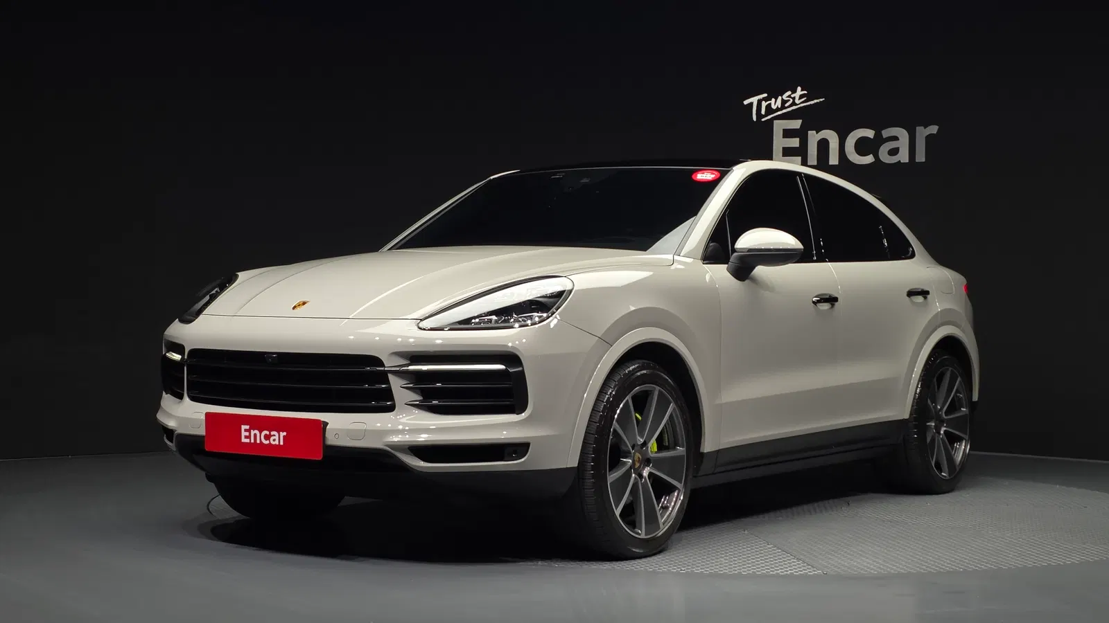 Porsche Cayenne (PO536) 3.0 E-Hybride Coupé 2021 — photo 1 sur 26