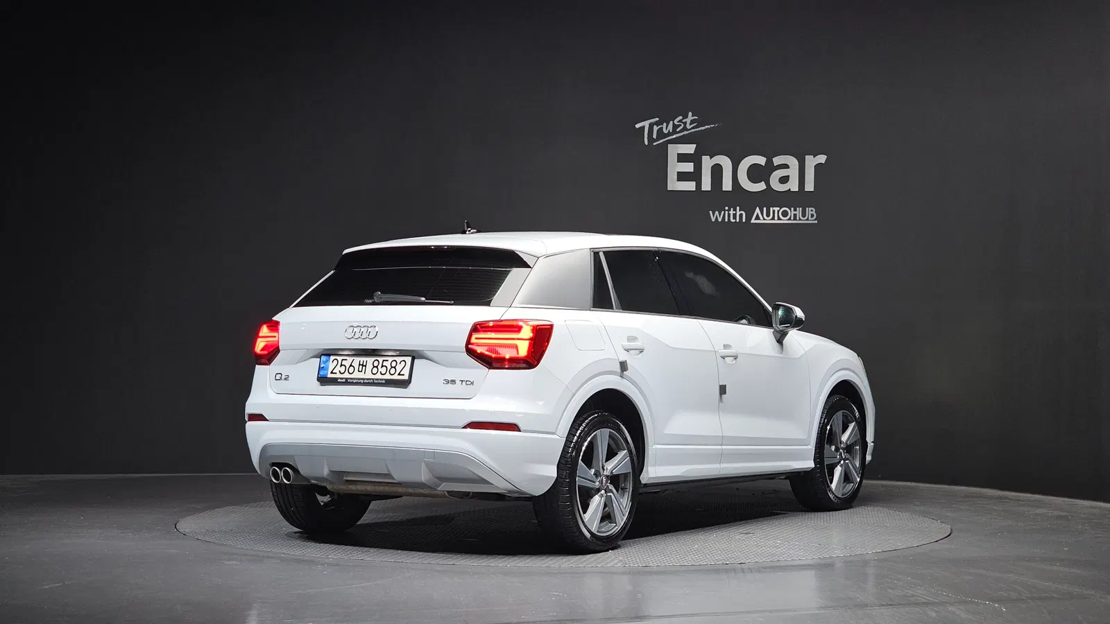 Audi Q2 35 TDI Premium 2020 — photo 1 sur 30