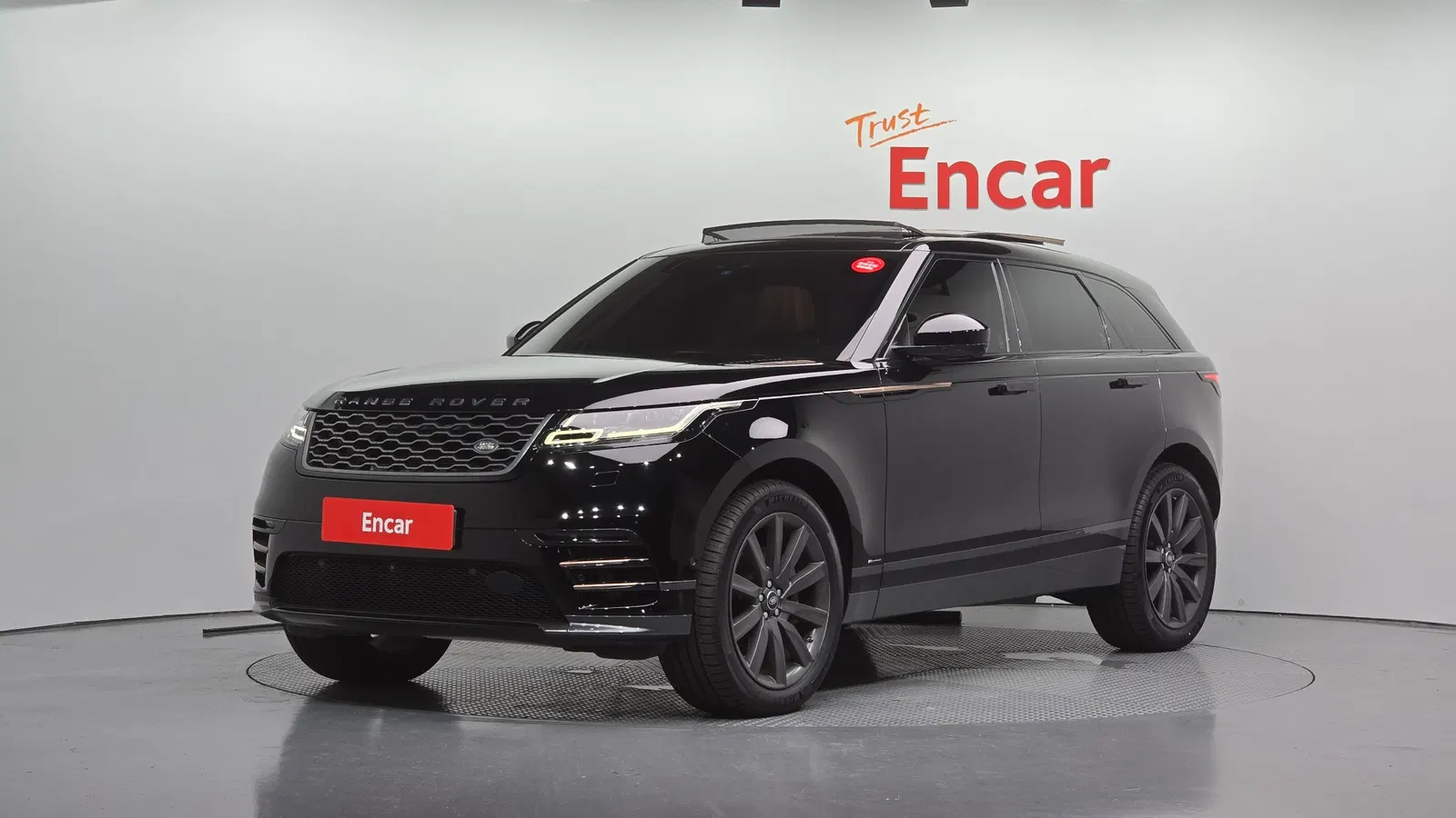 Land Rover Range Rover Velar 3.0 D300 R-Dynamic HSE 2018 — photo 1 sur 20