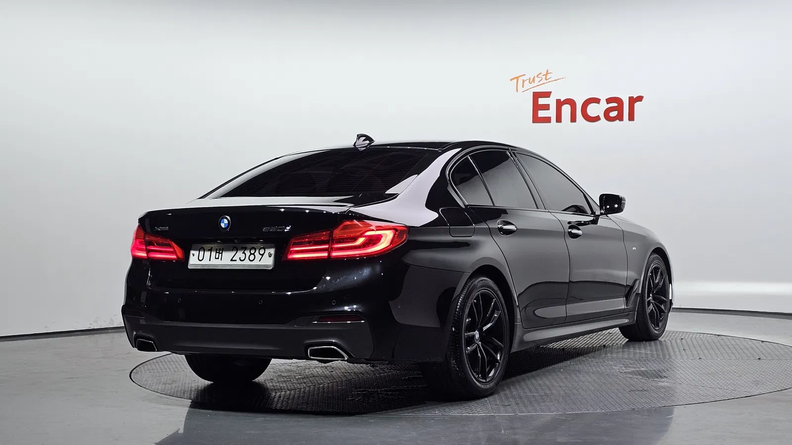 BMW Série 5 (G30) 520d M Sport 2017 — photo 1 sur 30