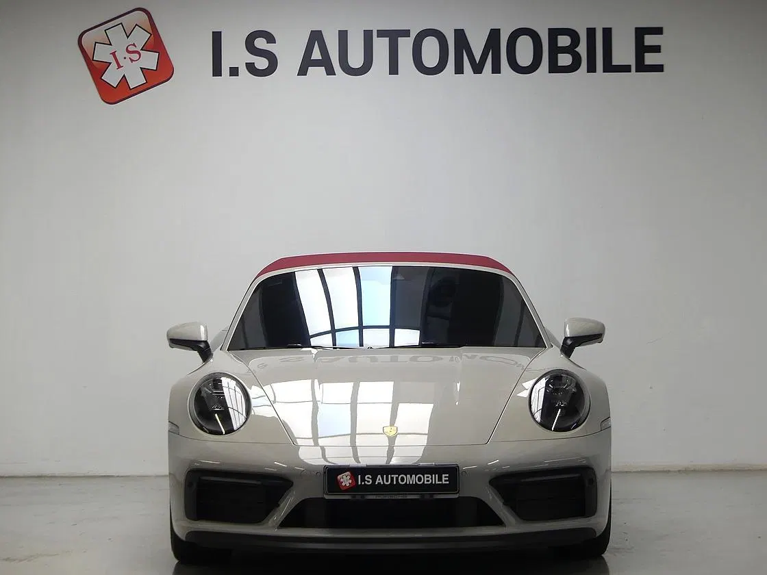 Porsche 911 (992) Carrera 4 GTS Cabriolet 2022 — photo 1 sur 26