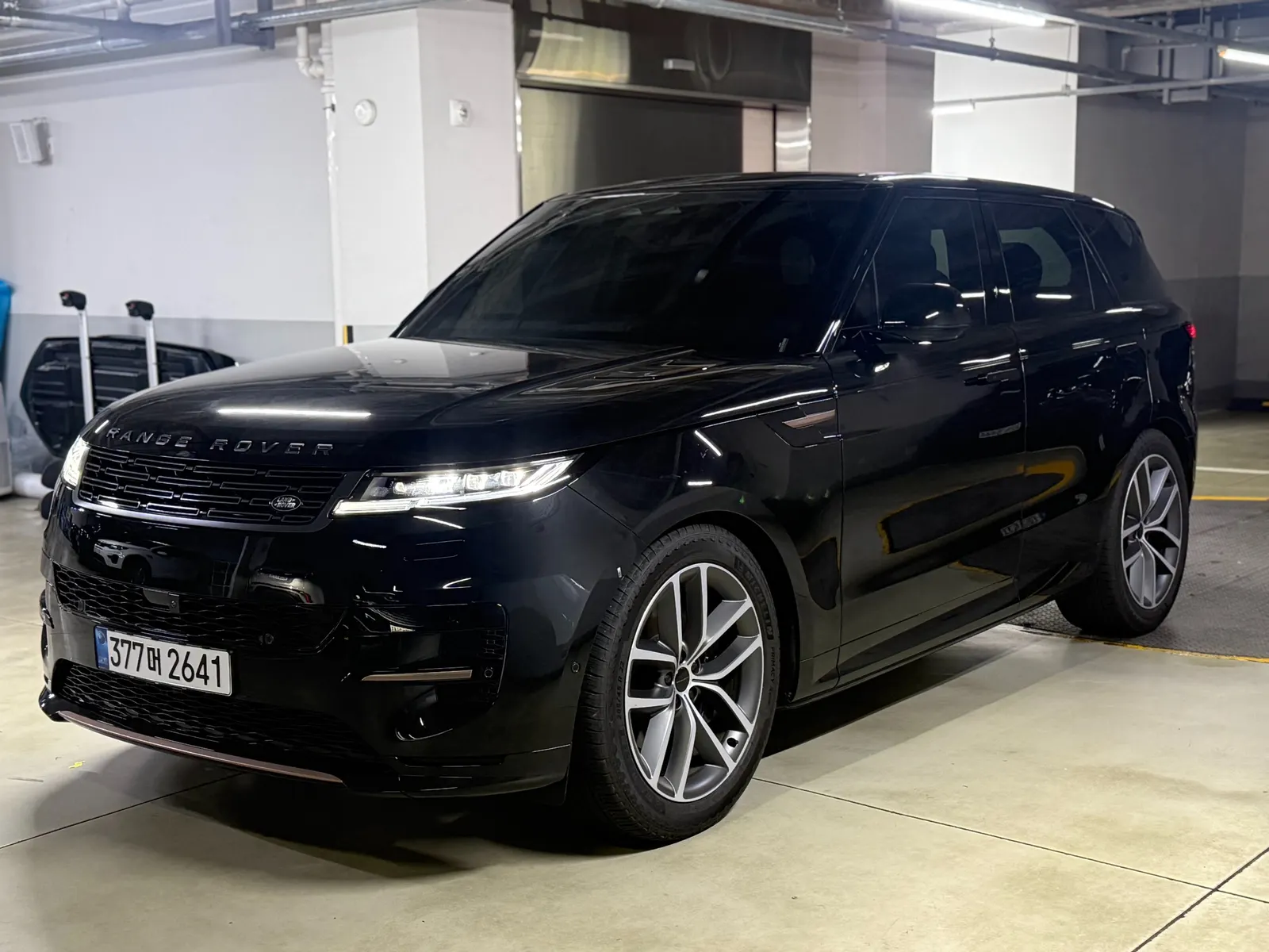 Land Rover Range Rover Sport 3e génération P400 AB 2026 — photo 1 sur 26