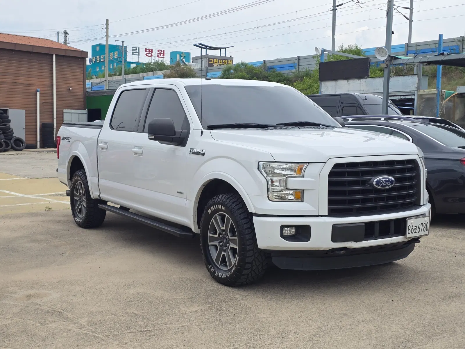 Ford F150 2.7L 2016 — photo 1 sur 26