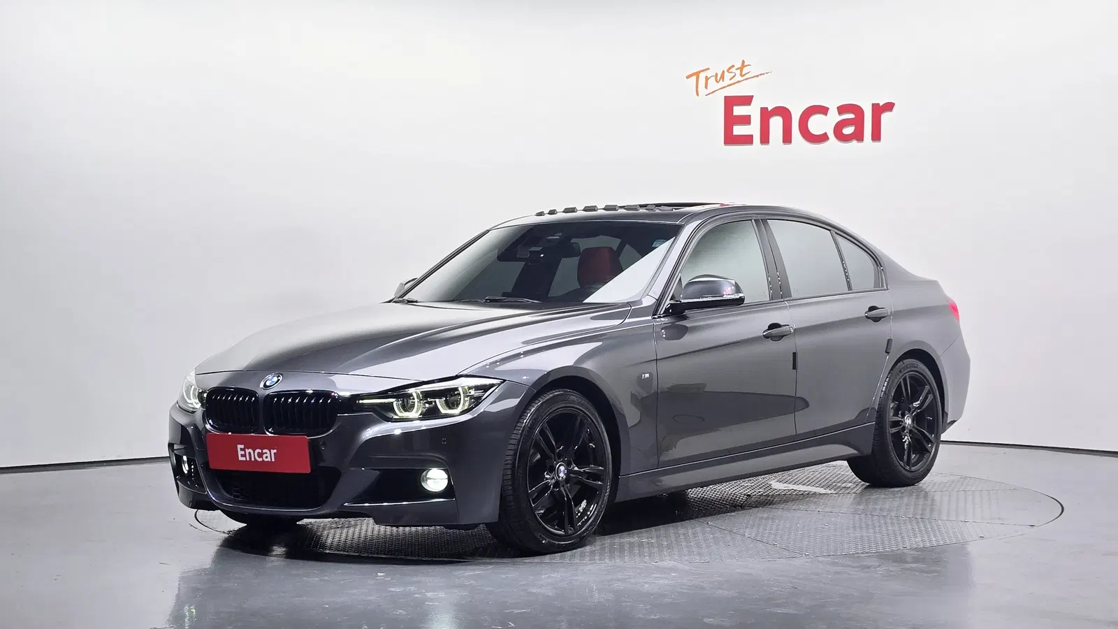 BMW Série 3 (F30) 330i M Sport Shadow 2018 — photo 1 sur 31