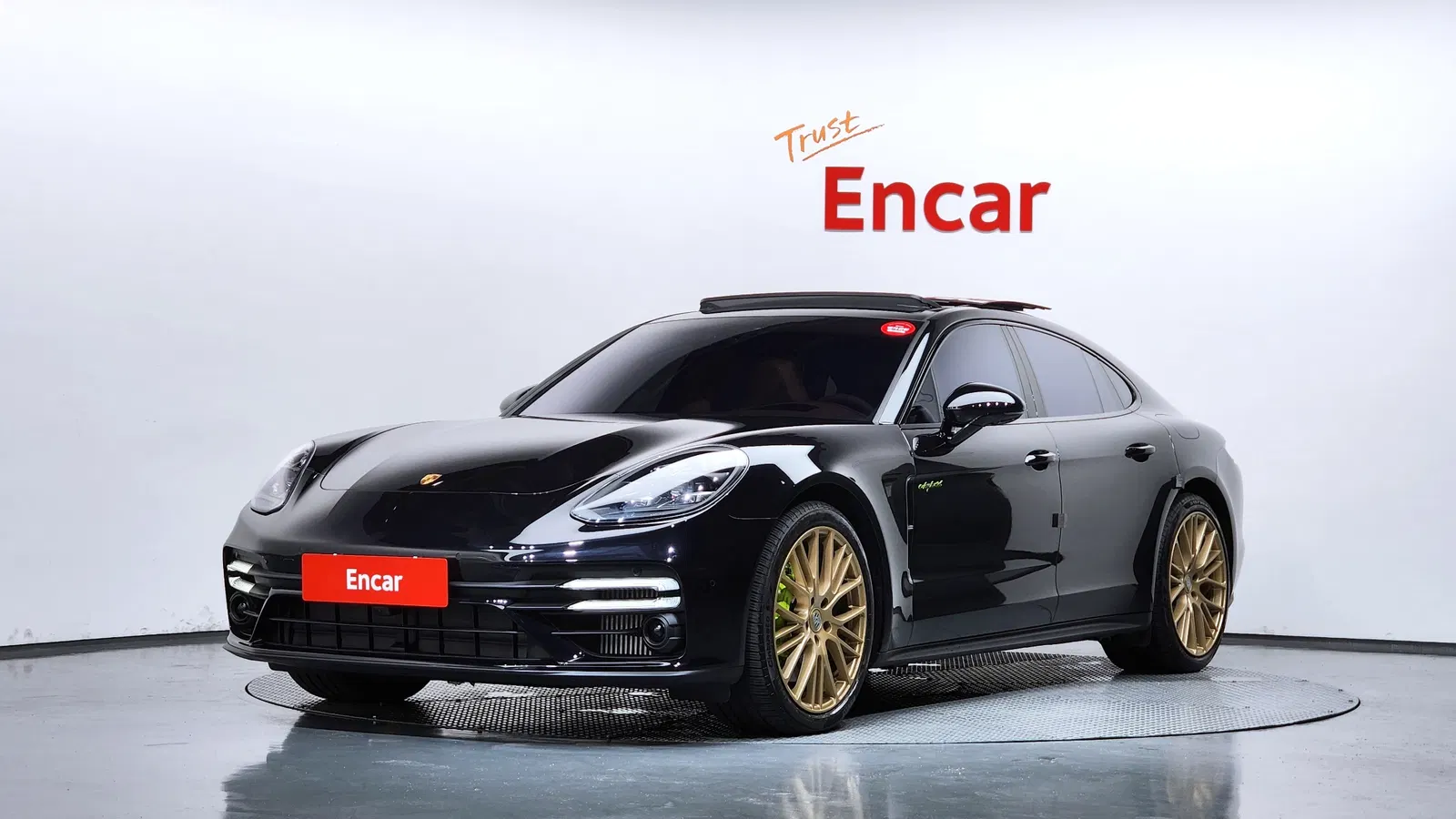 Porsche Panamera (971) 2.9 AWD E-Hybride Platinum Edition 2023 — photo 1 sur 45