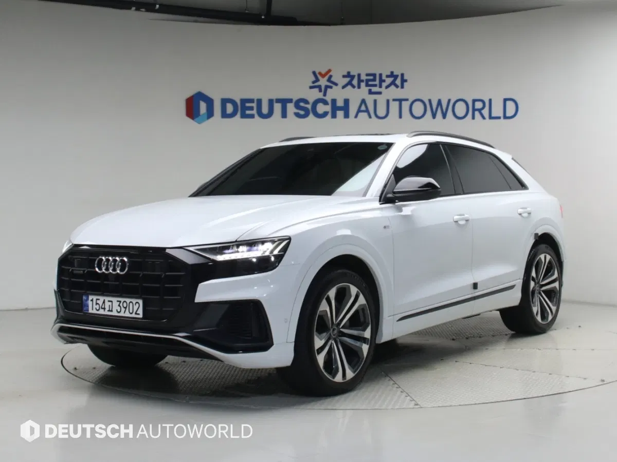 Audi Q8 (4M) 55 TFSI Quattro Premium 2023 — photo 1 sur 26