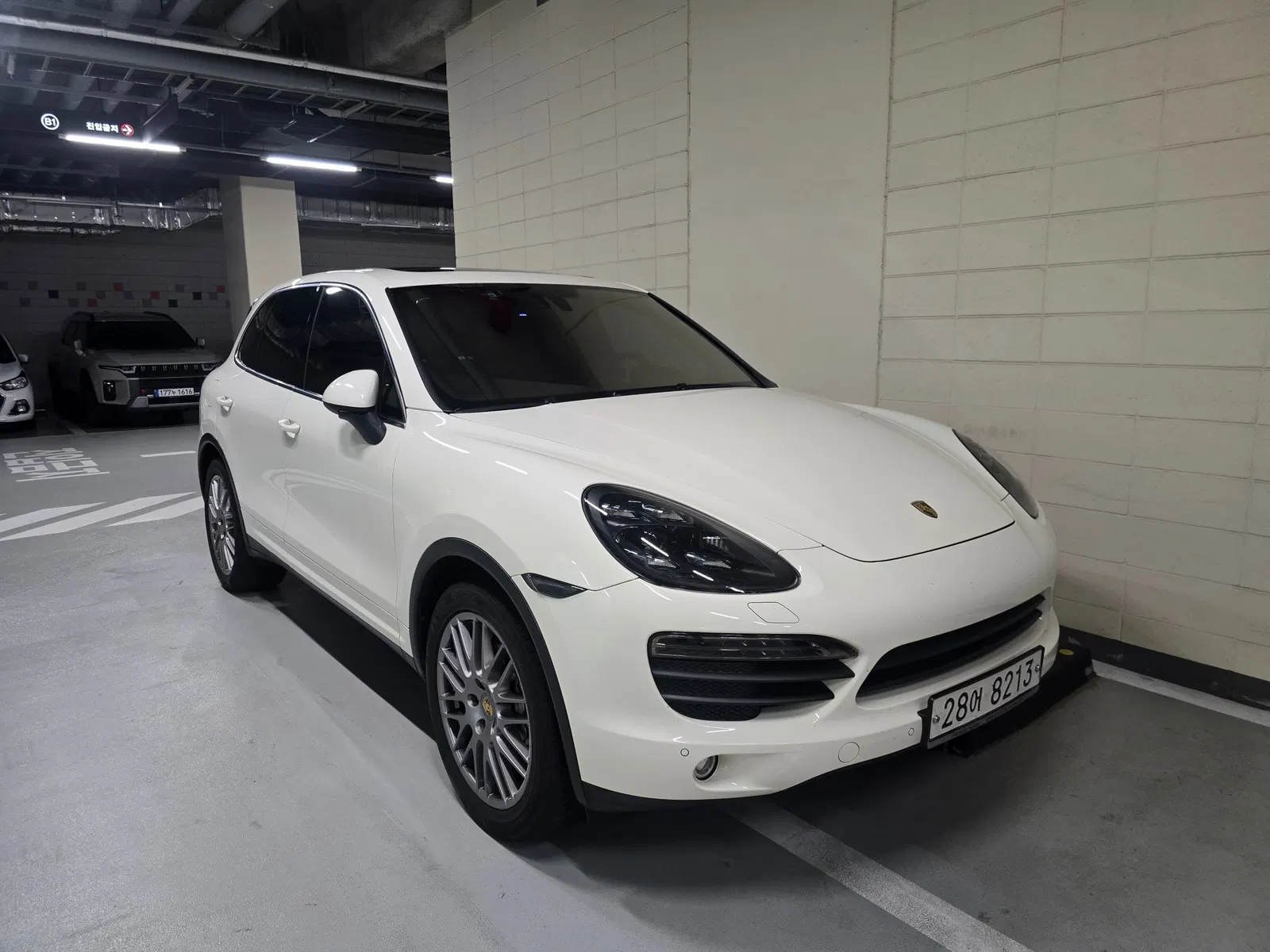 Porsche Cayenne 4.8 S 2011 — photo 1 sur 17