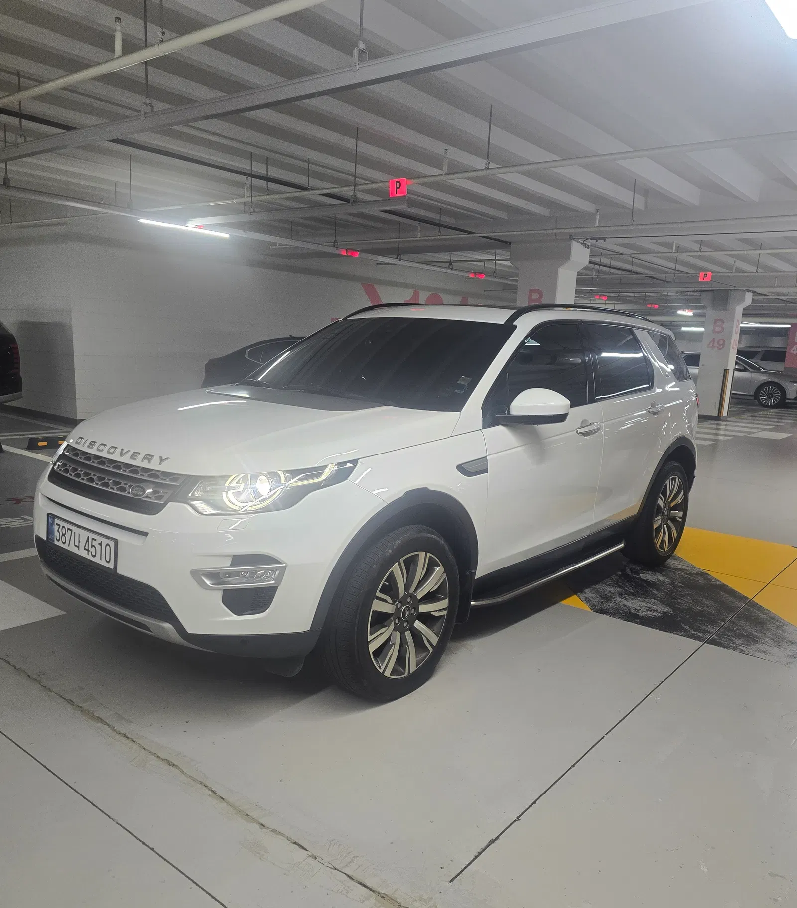 Land Rover Discovery Sport 2.0 TD4 HSE Luxury 2019 — photo 1 sur 10