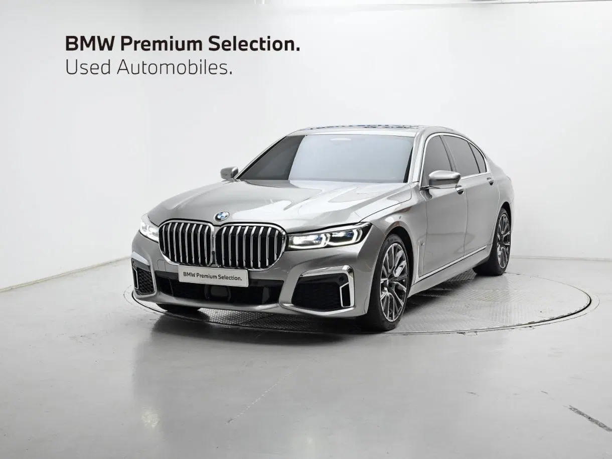 BMW Série 7 (G11) 740Li xDrive M Sport 2022 — photo 1 sur 26