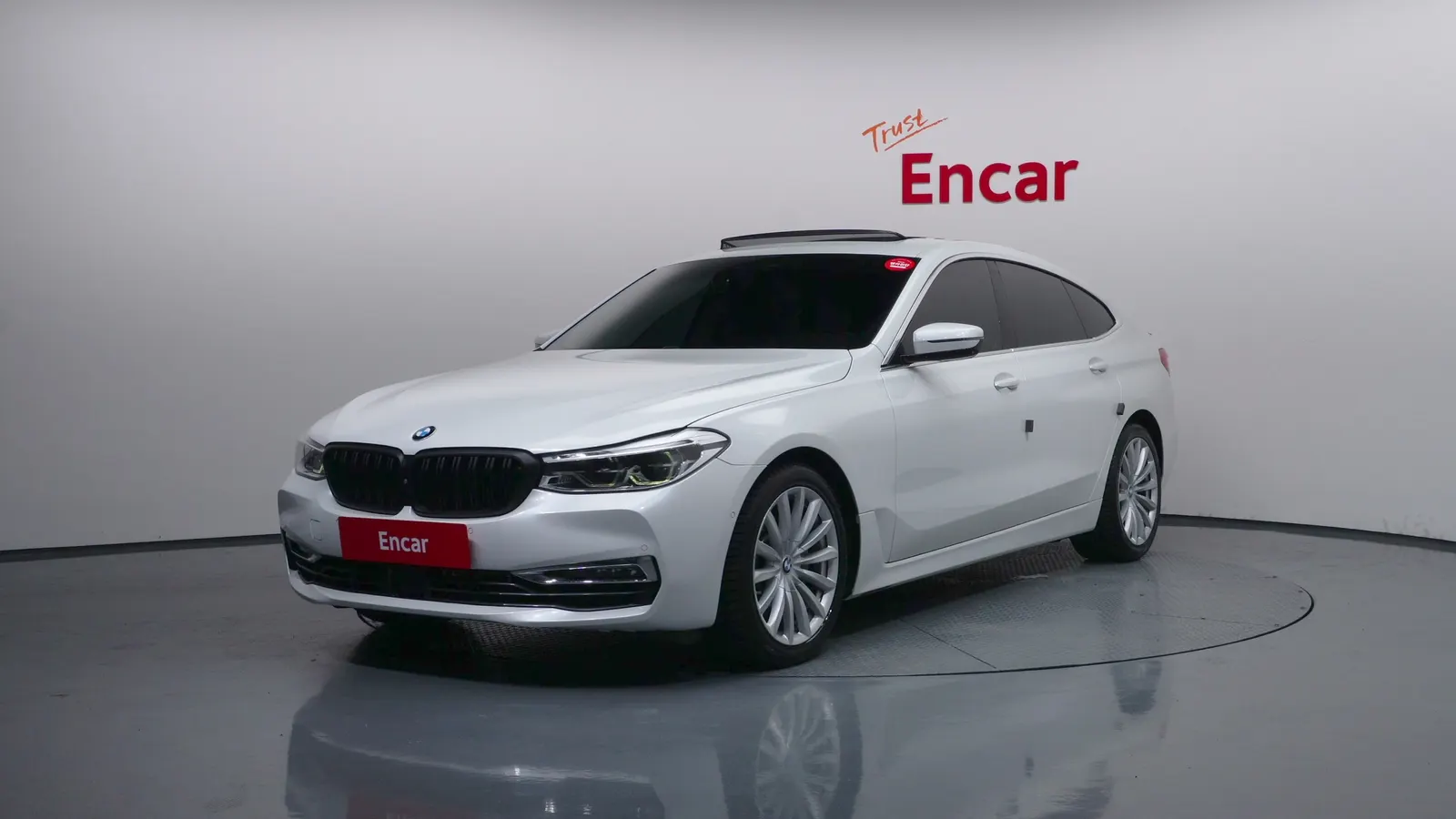 BMW Série 6 GT (G32) 620d Luxury 2019 — photo 1 sur 20
